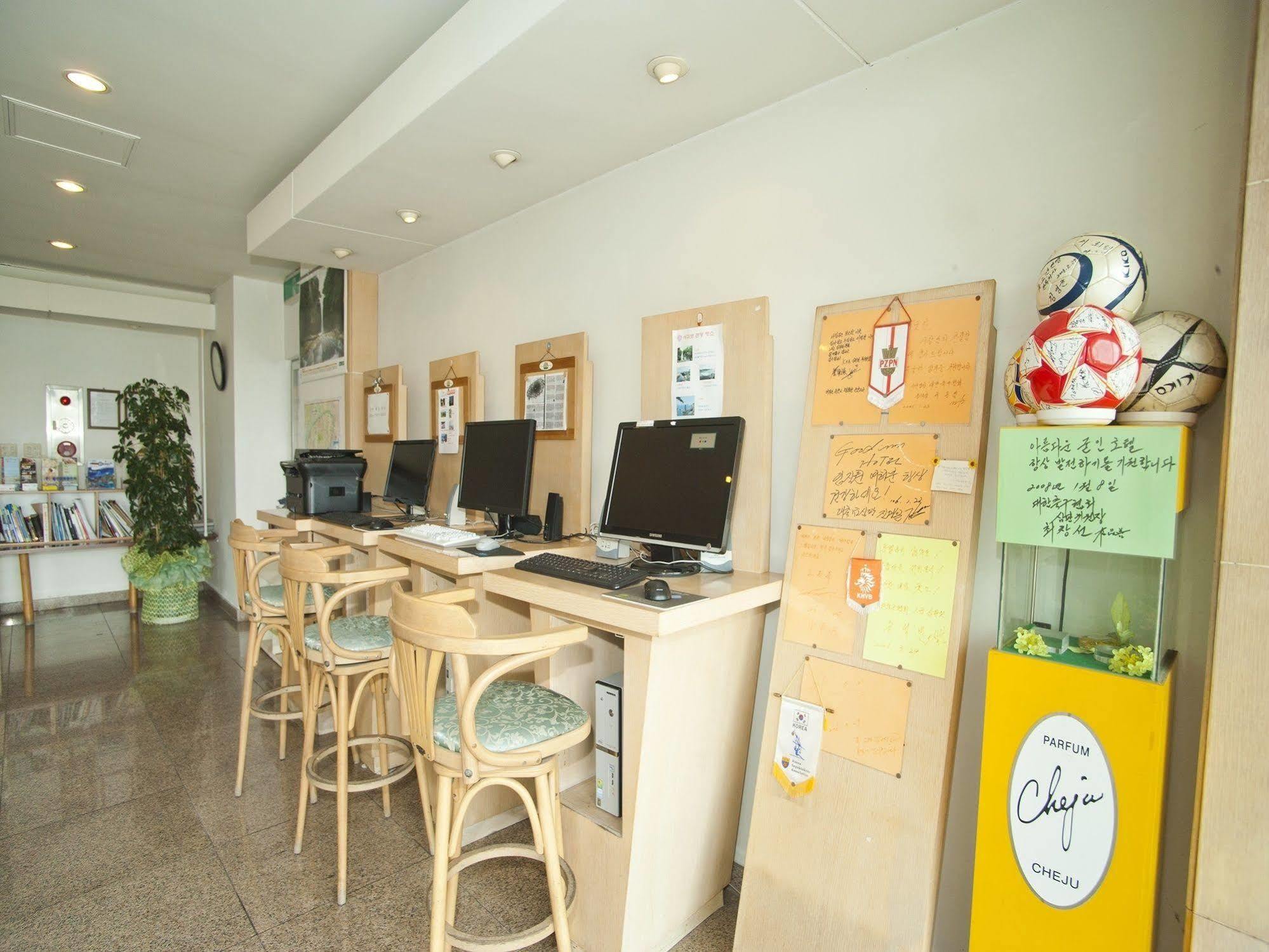 Hotel Good Inn Szogüpho Kültér fotó